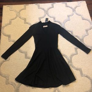 Holister dress with choker and v neck